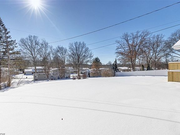 4th image of 2030 Brookshire Rd