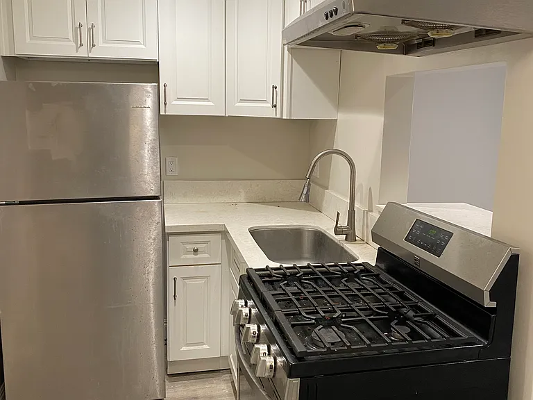6437 Lexington Ave #1 — Photo 2