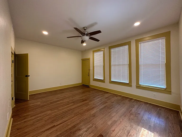 4910 Victor St #1 — Photo 19