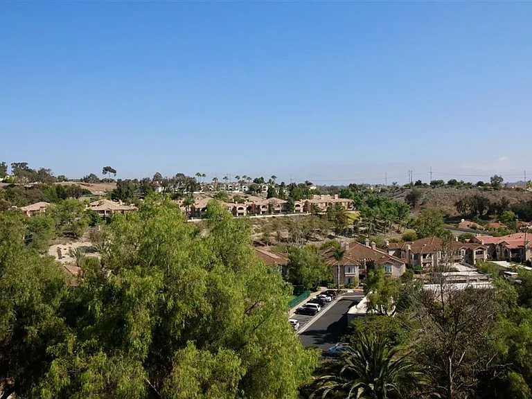 3413 Caseras Dr — Photo 42