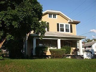 1st image of 1112 Everett Dr