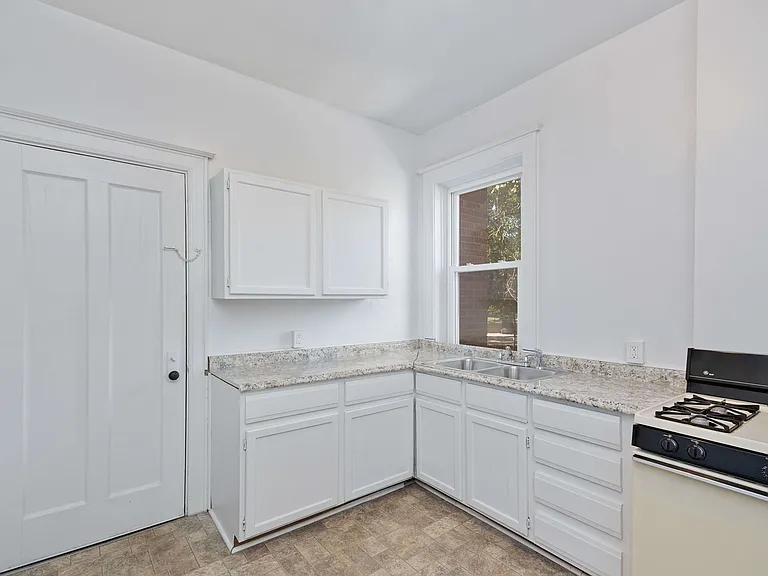 2570 Madison Rd_unit 16-3253 2570 Madison Rd_unit 16-3253