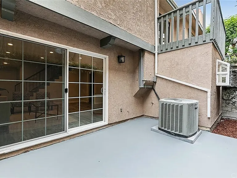 13724 Cordary Ave #2 — Photo 11