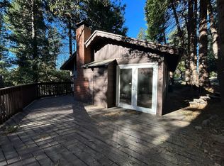 23796 Skyland Dr, Crestline, CA 92325