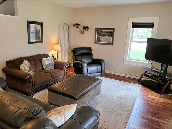 2nd image of 13480 Spruce Street