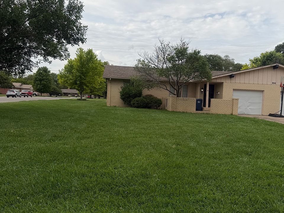 1st image of 804 W 25th Ave #A