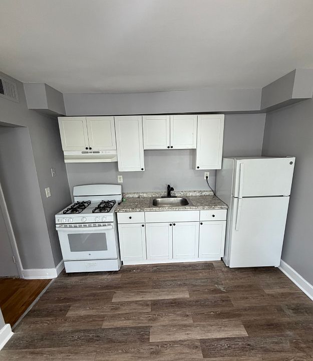 1st image of 108 Adams St #2L