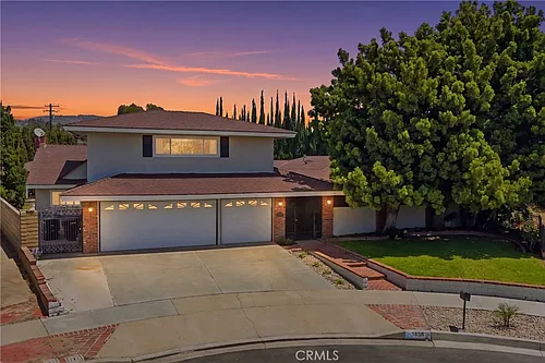 1335 N Sarita Pl Photo 1
