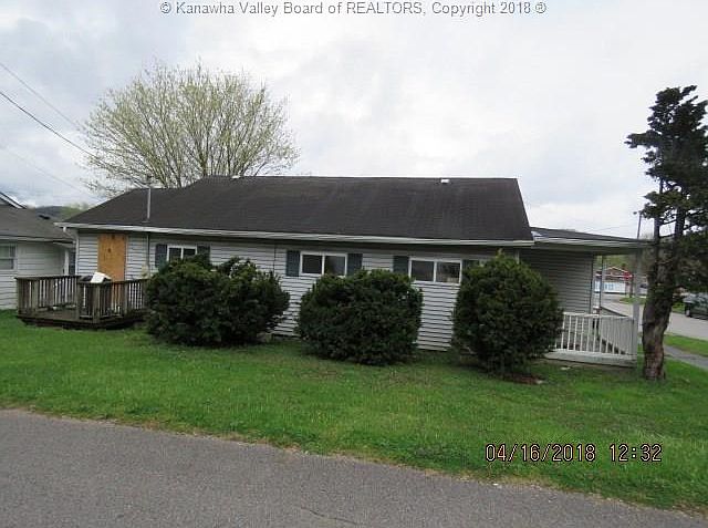 2nd image of 1006 10th St