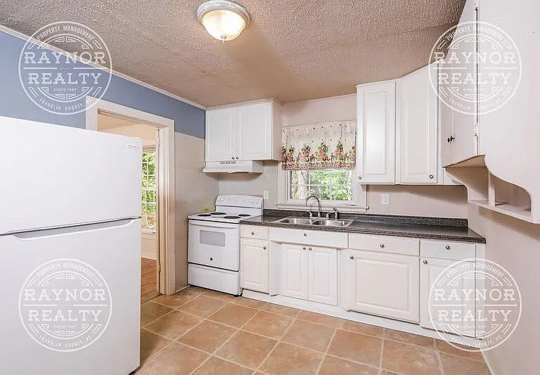 26 Shannon Rd — Photo 5