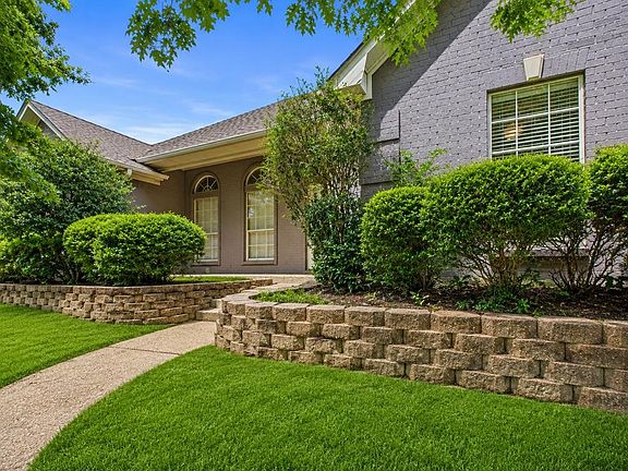 3rd image of 1119 Lonnie Dr