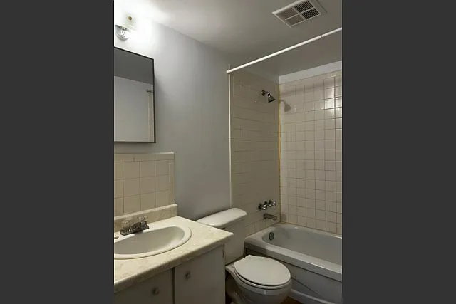 652 Macdonald Ave #209 — Photo 7