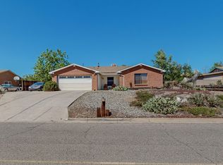 10209 Park Ln NW, Albuquerque, NM 87114