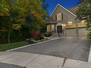 493 Berkley Ct, Oakville, ON L6H6Y9