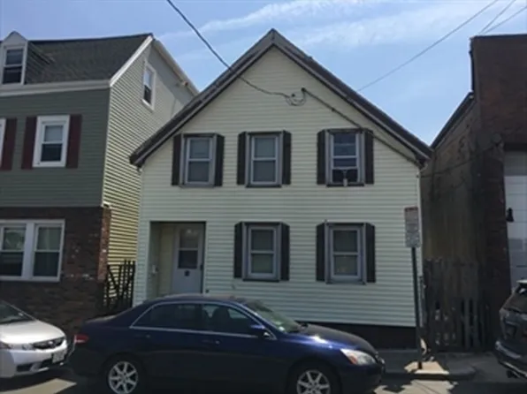 76 Franklin St, Somerville, MA 02145