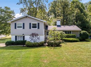 683 Briarcliff Dr, Aurora, OH 44202