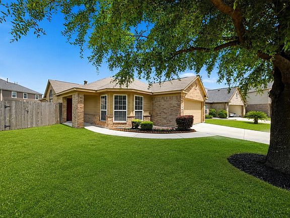 3rd image of 14415 Tabitha Ct