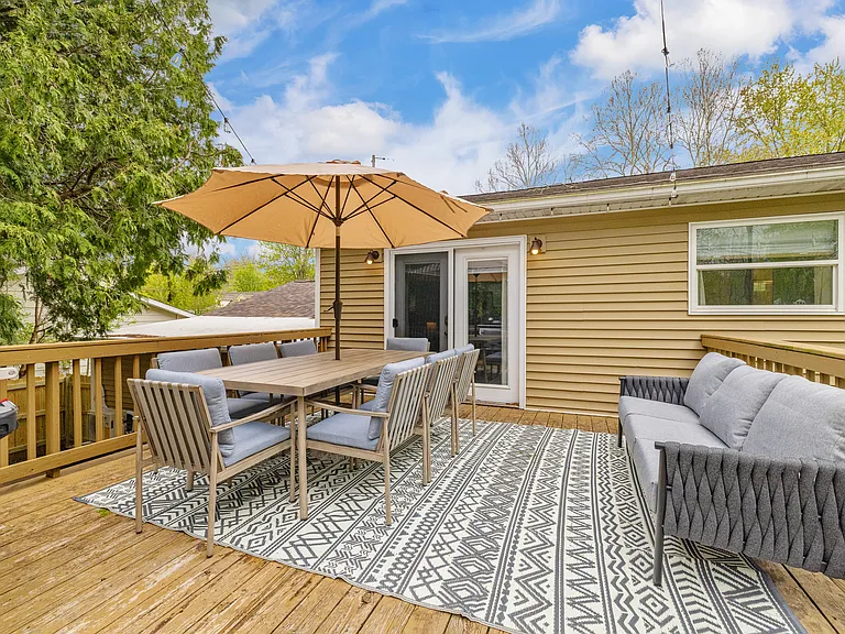 11166 Riverview Dr — Photo 49