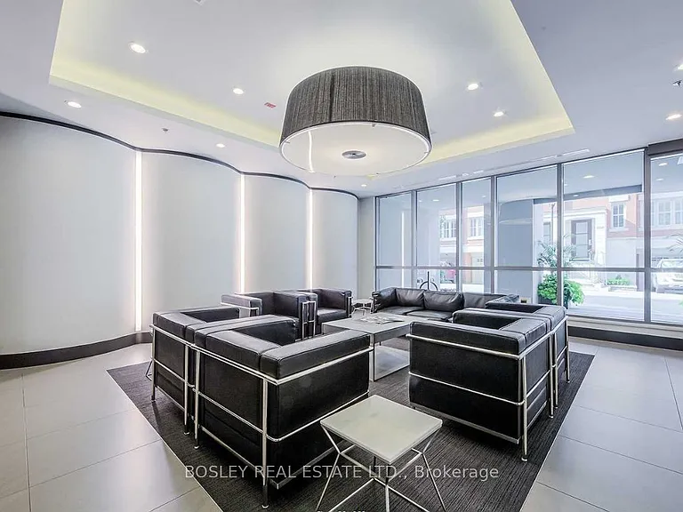 377 Madison Ave #312 — Photo 22