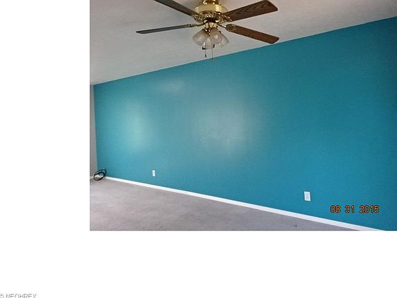 2nd image of 640 University Ave