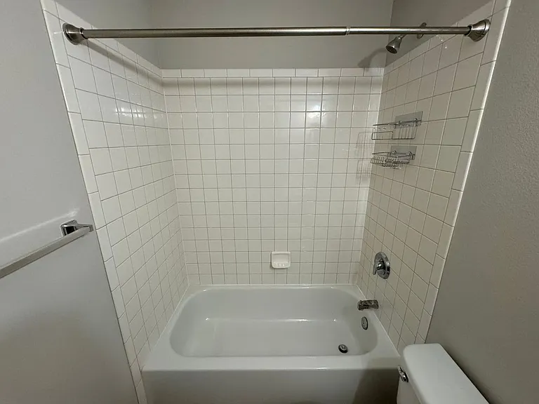 2875 S Donovan Dr — Photo 15