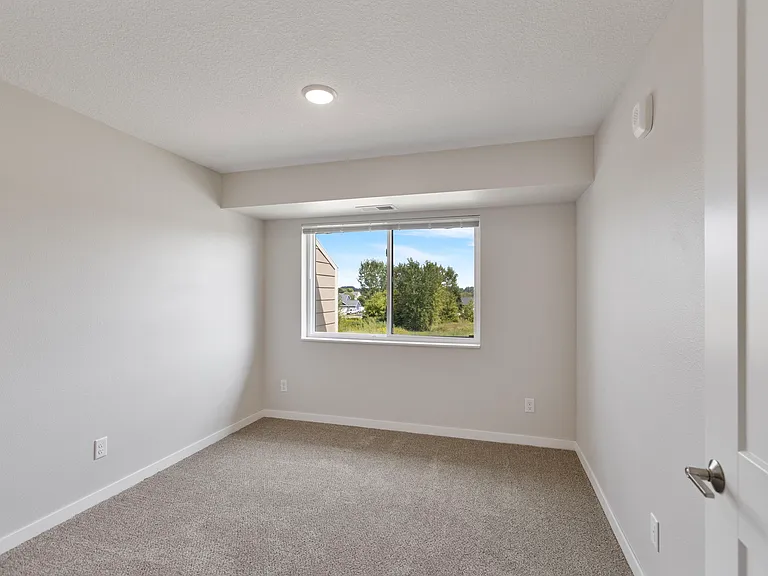 Old Town Apartments — Photo 20