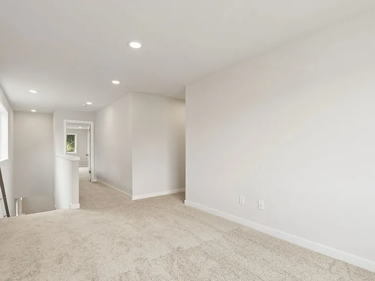 10822 43rd Ave SE — Photo 10