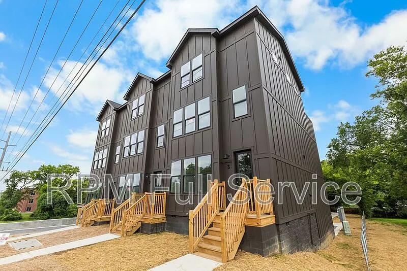4021 Clarksville Pike #1