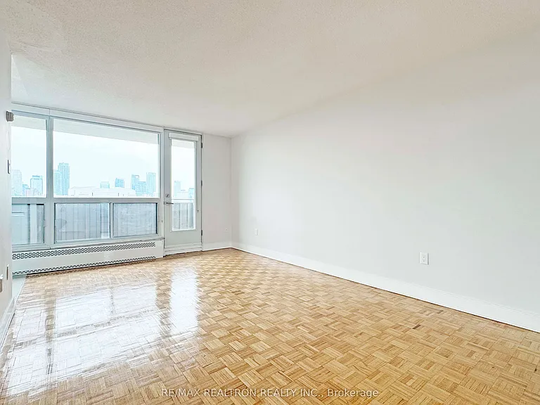 666 Spadina Ave #2107 — Photo 4