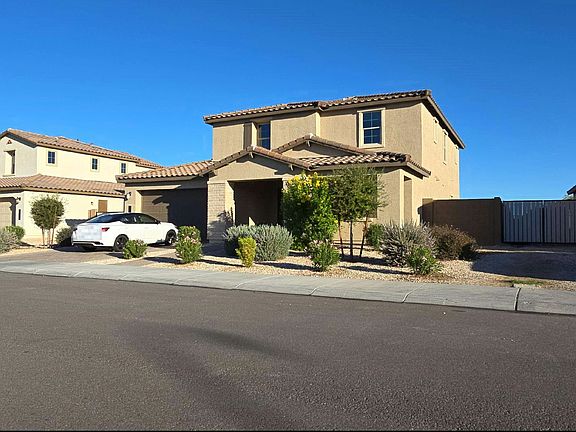 2nd image of 11010 W Chipman Rd