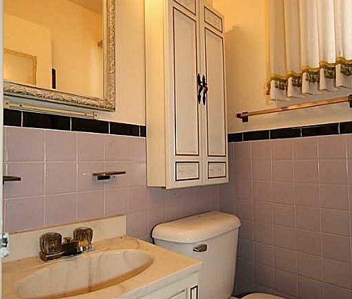 2nd image of 3501 Garnet Dr