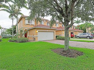 9993 Chiana Cir, Fort Myers, FL 33905