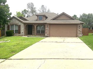 2809 N Gum Ct, Broken Arrow, OK 74012