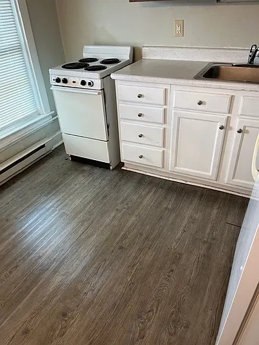 1134 W King St #3 Photo 1