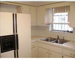 1st image of 510 NE 165th St