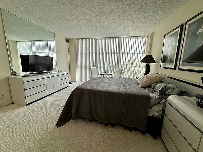 2841 N Ocean Blvd #603 — Photo 7