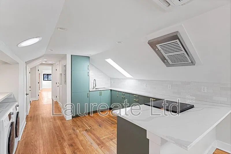 1 bed, 1.0 bath, 950 sqft, $1,685 — Photo 4