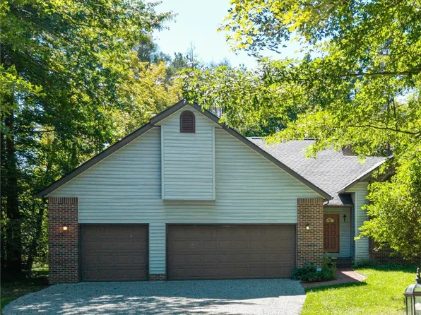 3126 Cliffside Dr, Akron, OH 44321
