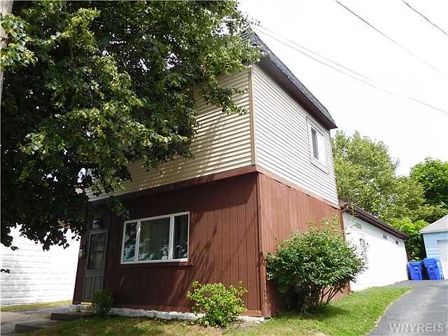 1st image of 37 Dirkson Ave