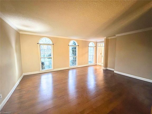 3rd image of 5715 Bayleaf Ln