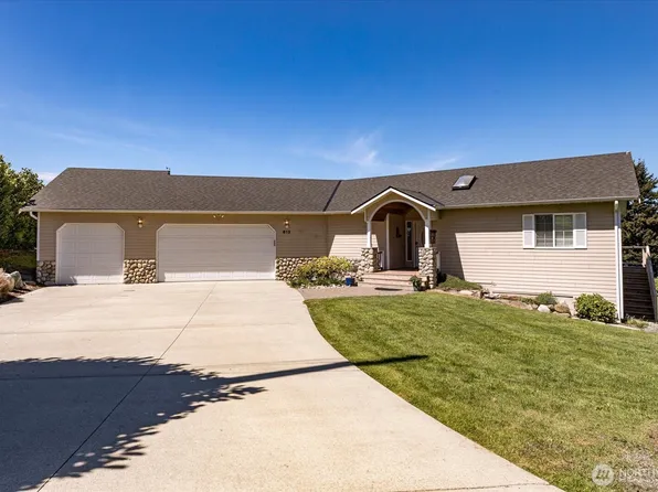 613 Maplewood Loop, Oak Harbor, WA 98277