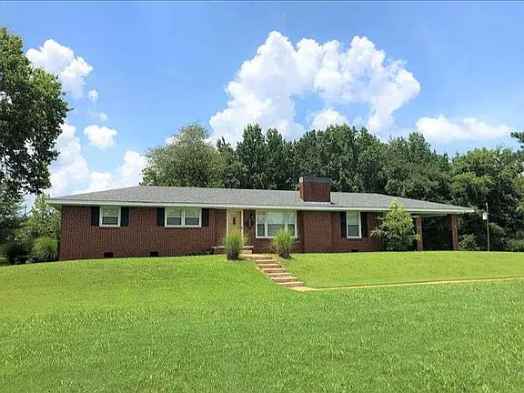 Halfway level of front yard!