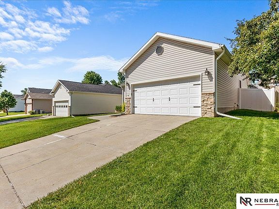 4th image of 7007 N Grand Lake Dr
