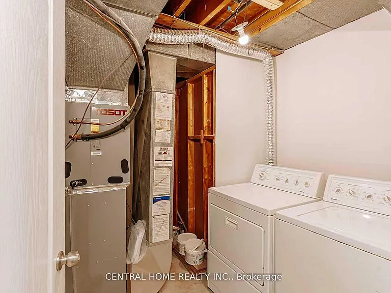 47 Sherwood Forest Dr #BASEMENT — Photo 21