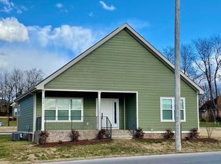 2950 Smallhouse Rd, Bowling Green, KY 42104