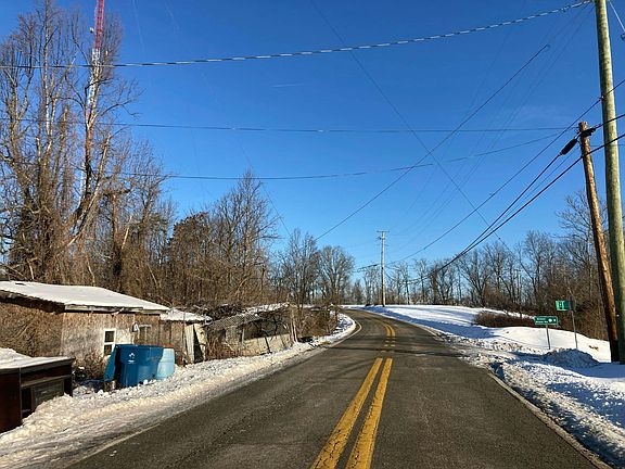 5th image of 9192 Barker Ridge Rd