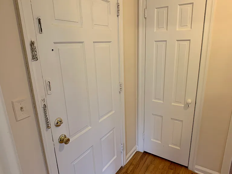 2841 Thornhill Rd — Photo 32