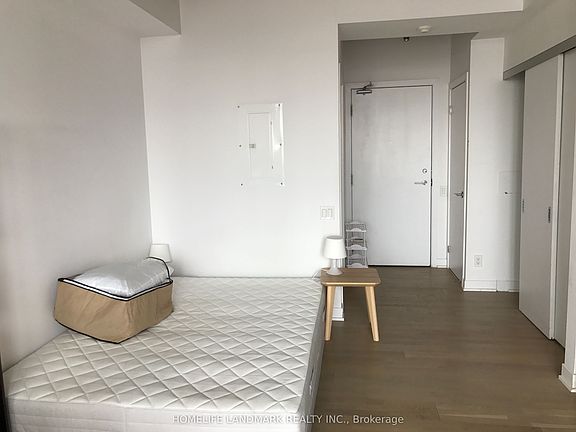 3rd image of 318 King St E #1012