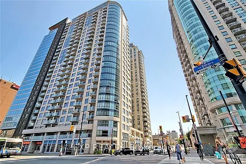 242 Rideau St #2208 Photo 1