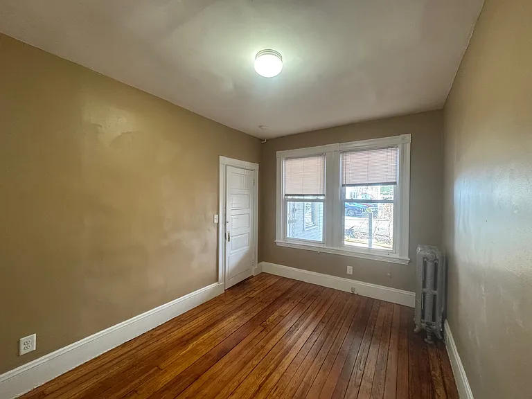 40 Calvin St S #3R — Photo 16